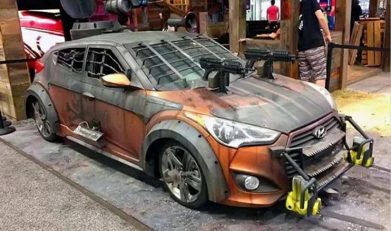 Hyundai Veloster Zombie Survival Machine 2