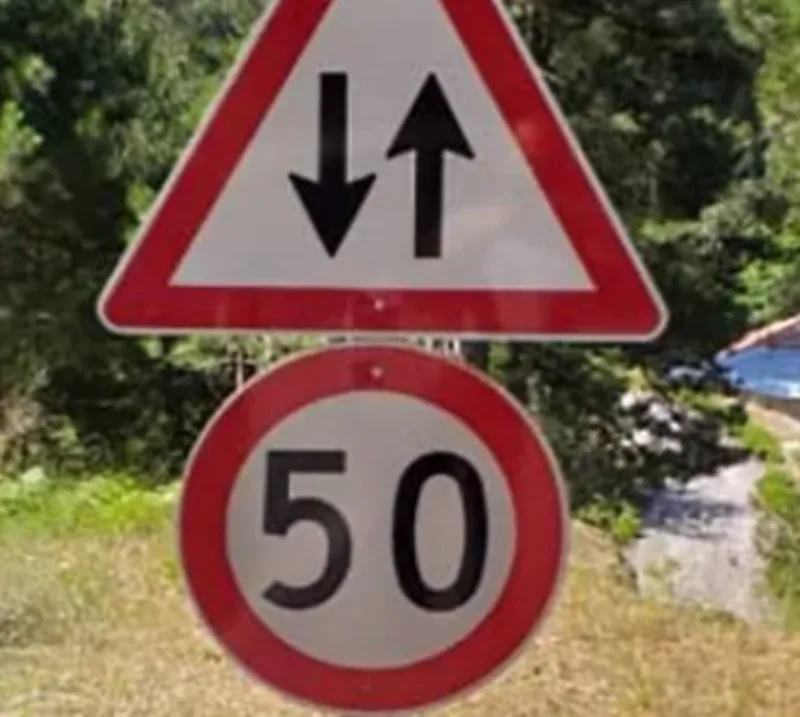 znak za dvosmjerni saobraćaj