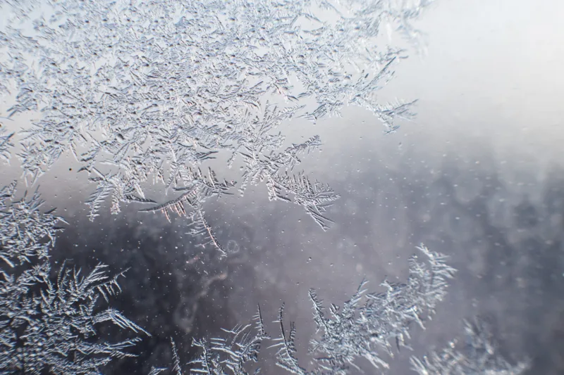 snow pattern on the glass from frost