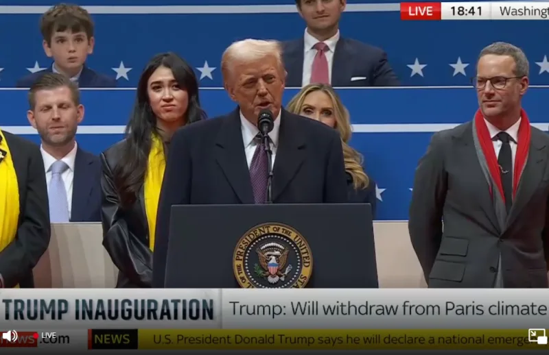 Trump potpisivanje izvršnih uredbi