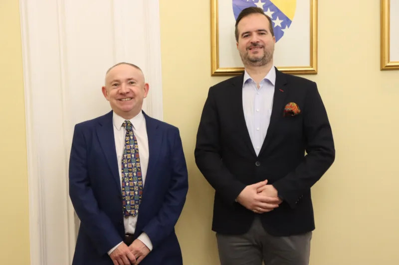 Afan Kalamujić, Mark Campbell