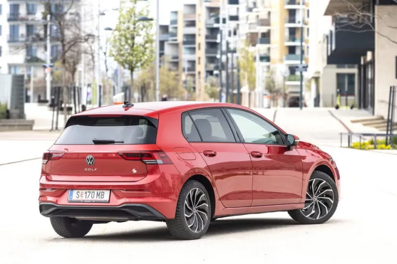 golf 8 rabbit