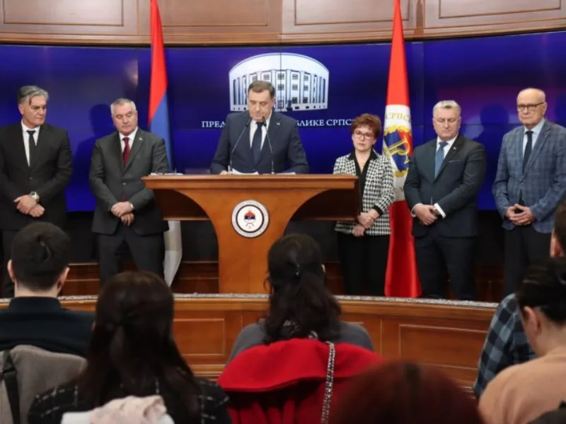 dodik press s