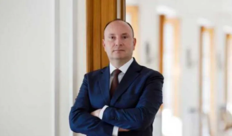 milos djuric 6