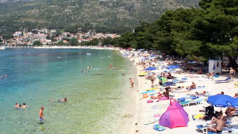 baska-voda-city-beach-blue-flag-5-l