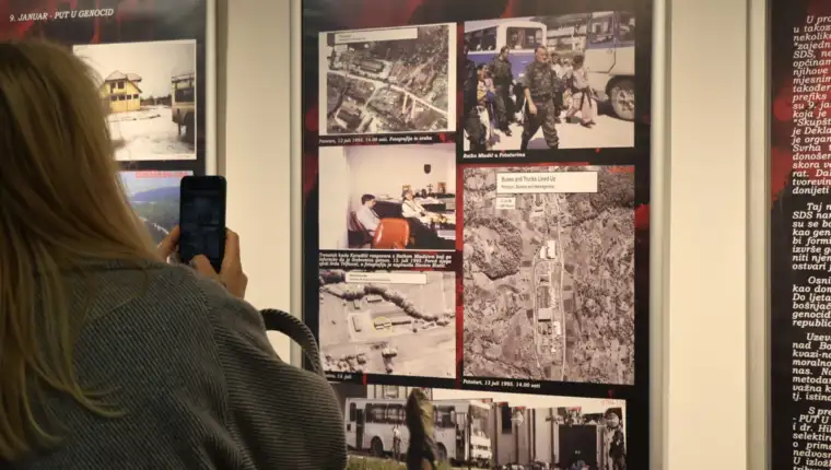 U Mostaru otvorena izložba '9. januar – Put u genocid'