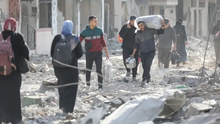 AA-20250119-36794099-36794092-PALESTINCI_POHRLILI_DOMOVIMA_NAKON_STO_JE_NASTUPIO_PREKID_VATRE