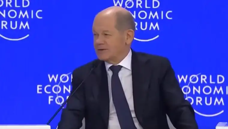 schloz davos