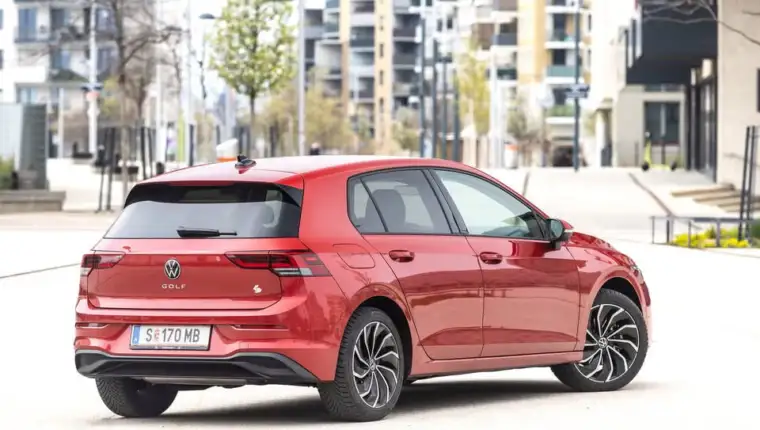 golf 8 rabbit