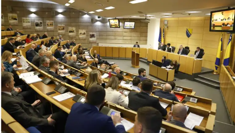 federalni parlament 8
