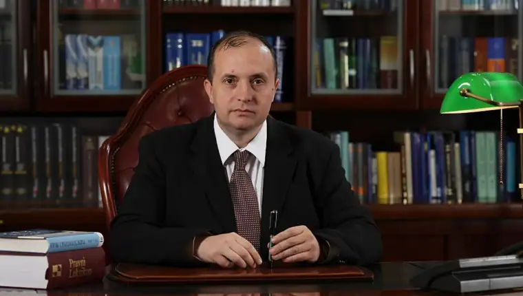 davor