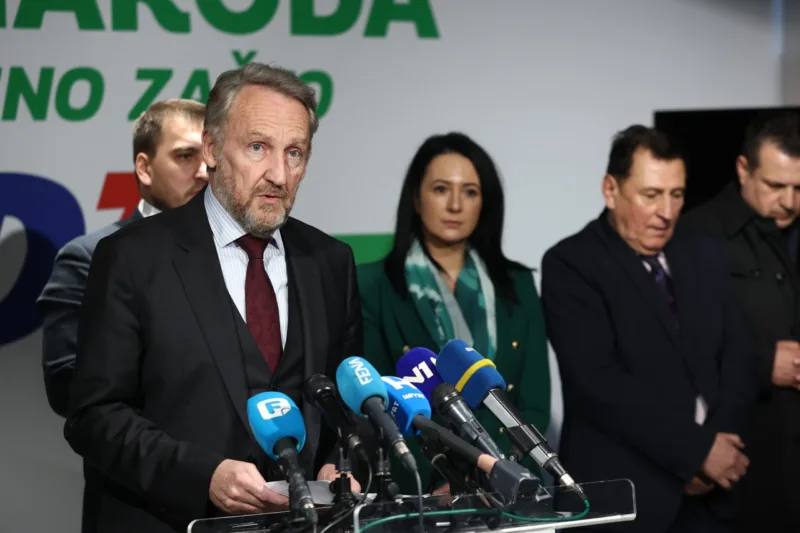 bakir izetbegovic press SDA Raport (5)
