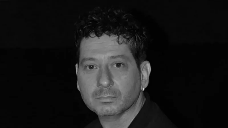 1738749835-Dejan_Matic_glumac-copy-900x506