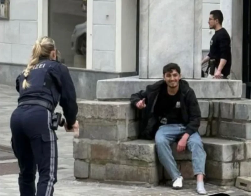 napad nožem austrija