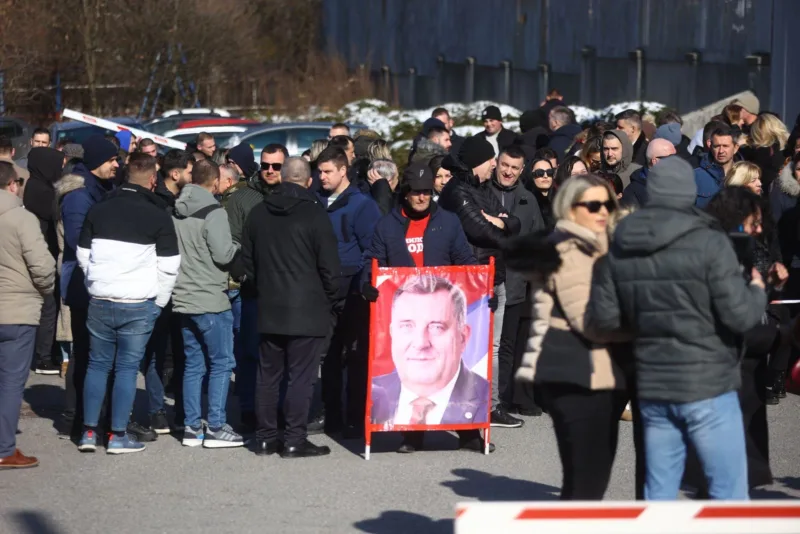 dodikove pristalice 19 02 25 1 (4)