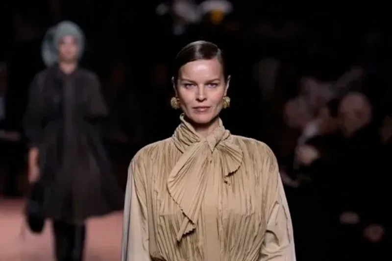 Eva Herzigova 2