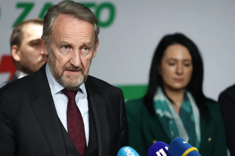 bakir izetbegovic press SDA Raport (7)