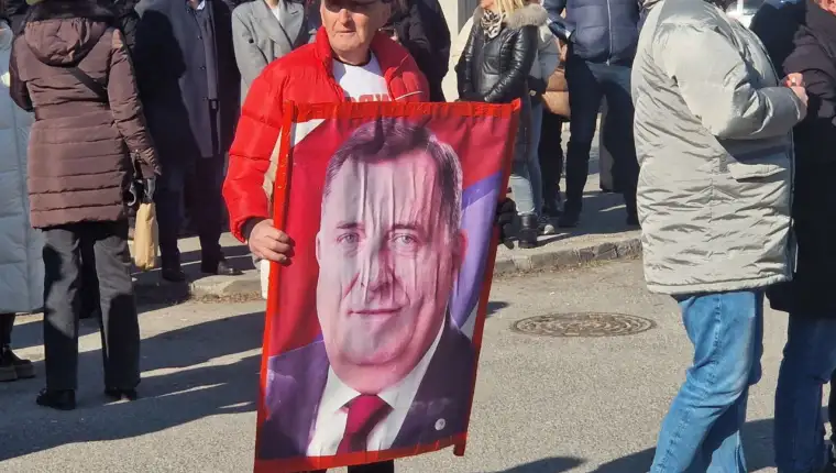 dodik pristalice1