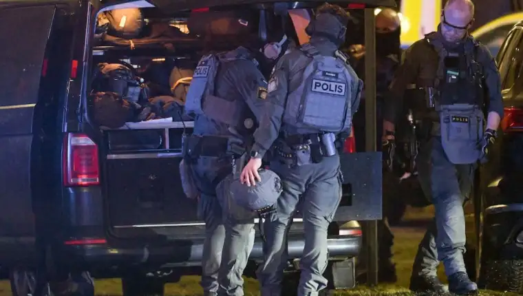 švedska napad na školu