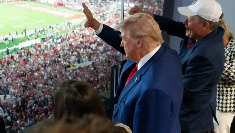trump na stadionu
