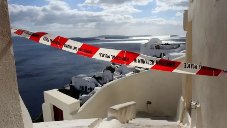 santorini 2
