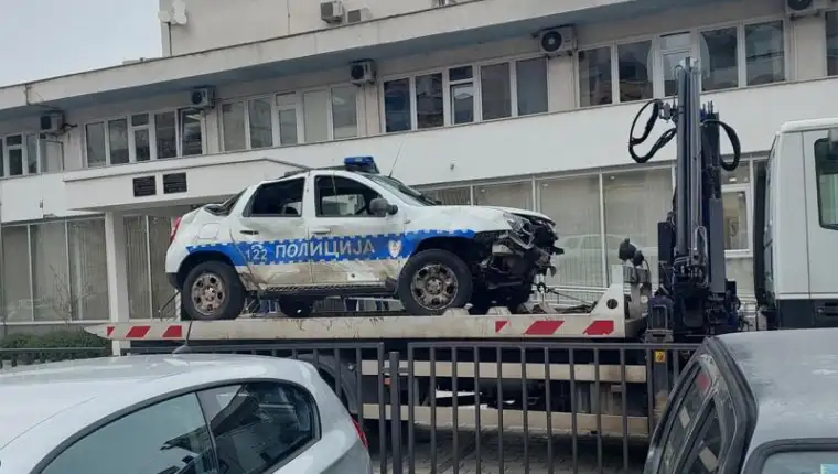 policija-muprs-slupano-auto
