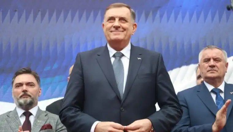 dodik miting
