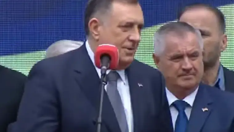 dodik miting
