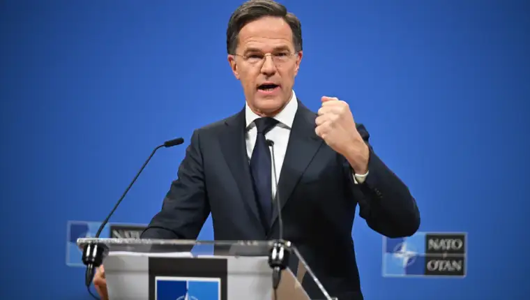 AA-MARK_RUTTE-4