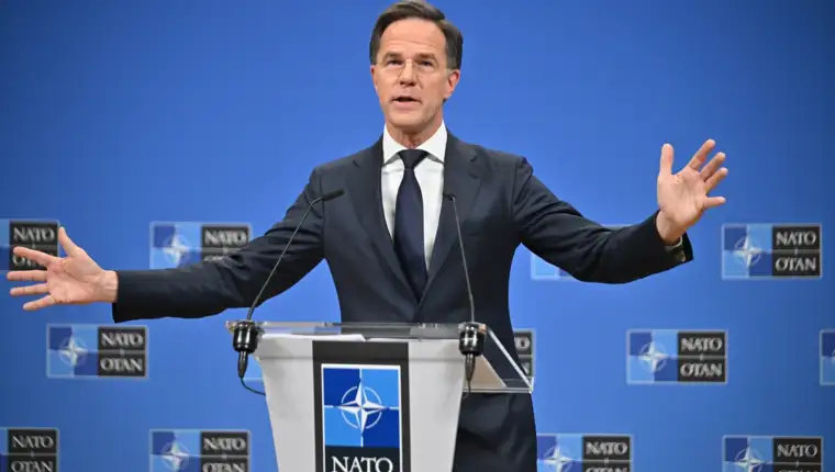 AA-MARK_RUTTE-13