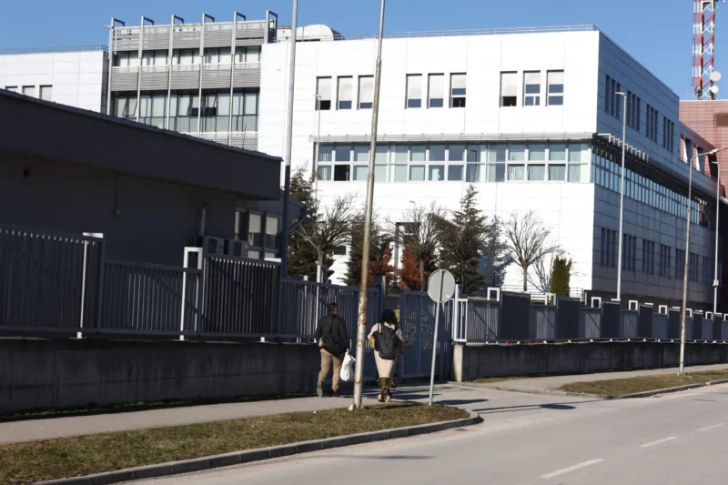 sipa uposlenici došli na posao