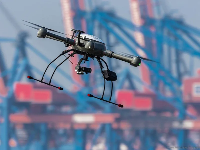 Dron nadzor saobraćaja
