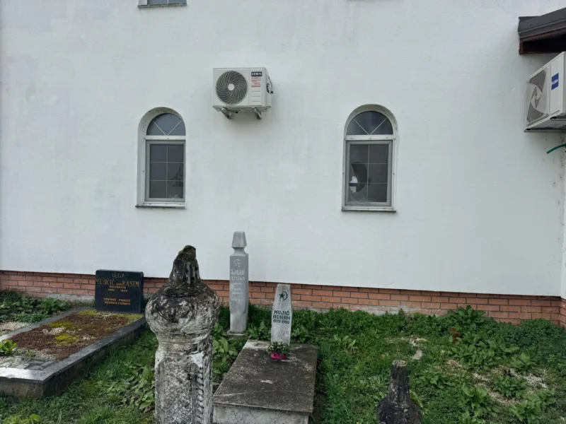 Bosanska Dubica - džamija (6)