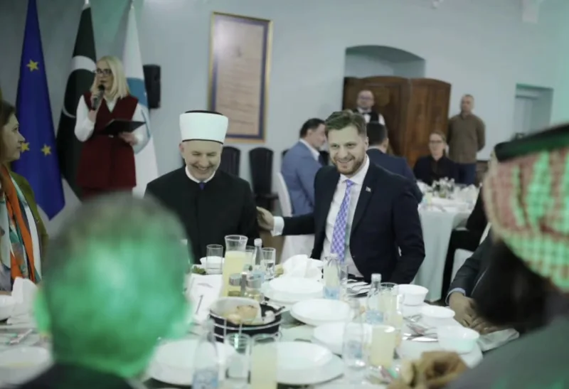 opcina-stari-grad-iftar-diplomatski-kor-1