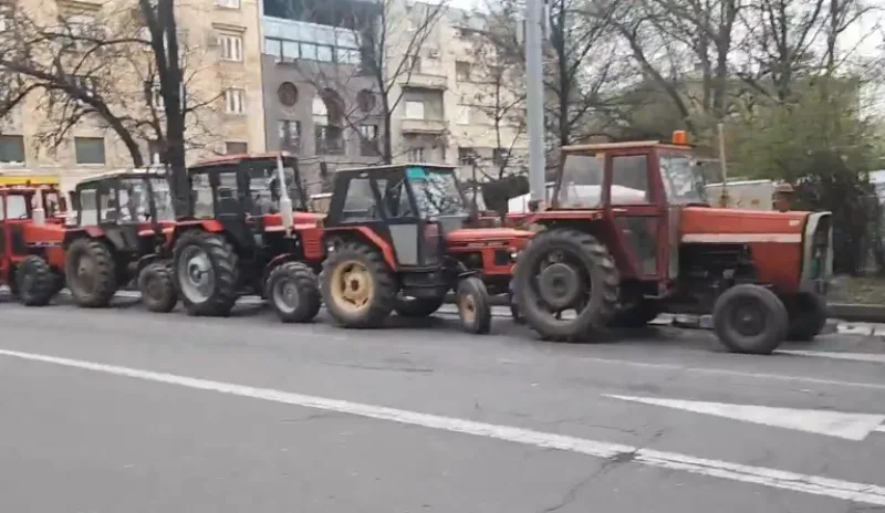 traktori 5