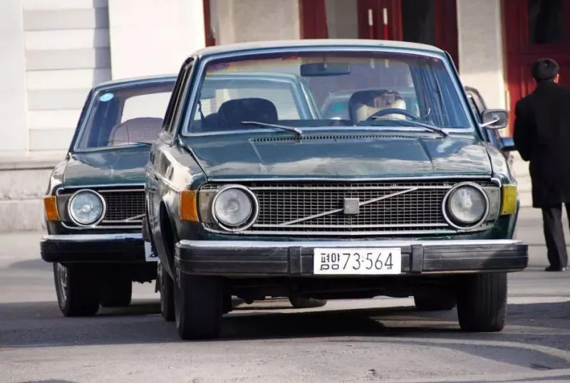 volvo 144 sjeverna koreja