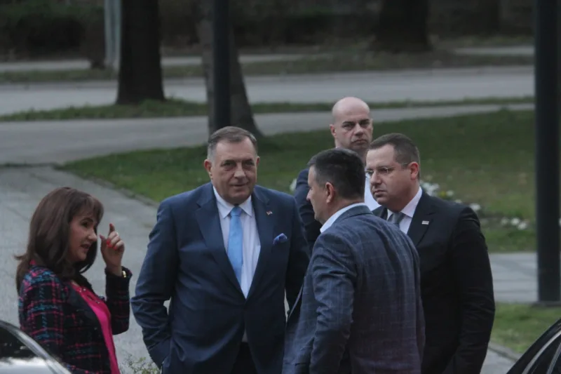dodik nsrs dolazi raport (5)