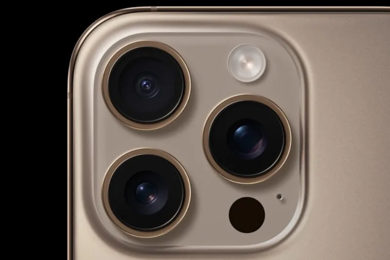 Apple-iPhone-16-Pro-camera