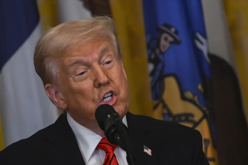 AA-20250320-37404485-37404484-TRUMP_POTPISAO_UKAZ_O_UKIDANJU_MINISTARSTVA_OBRAZOVANJA_SADA