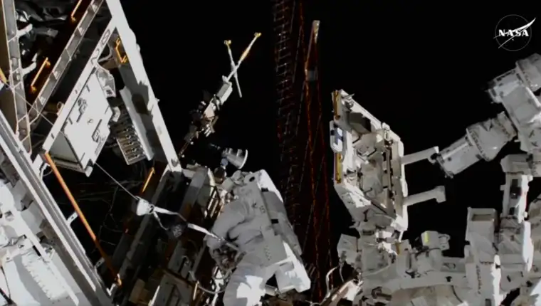 astronauti zapeli u svemiru nasa