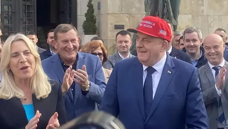 dodik_kapa_trump