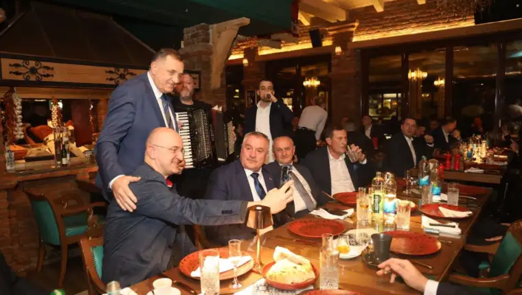 dodik-slavi-1