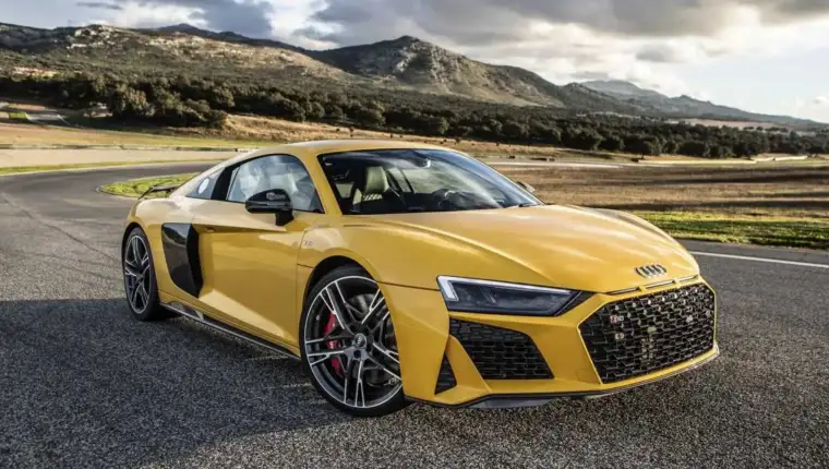 Audi R8b