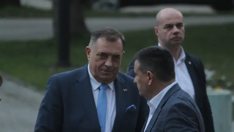 dodik nsrs dolazi raport (3)