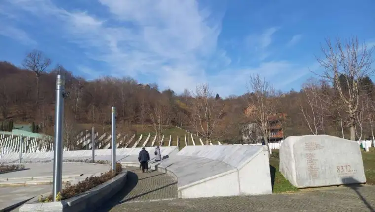 memorijalni centar srebrenica