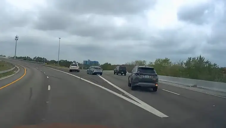 tri-vozaca-promašila traku