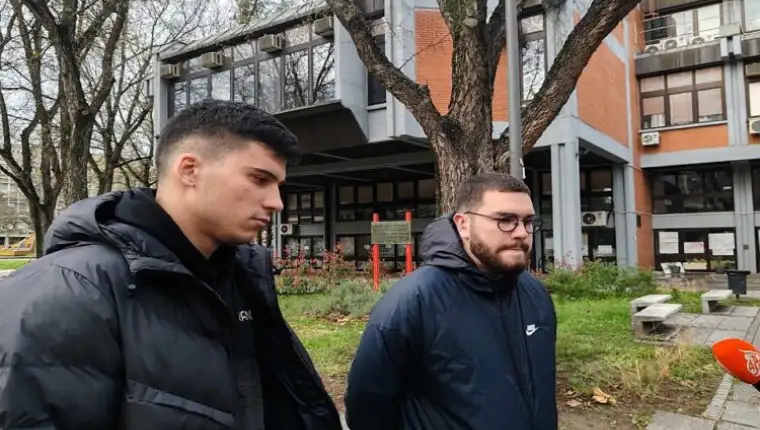 1743176711-Pretuceni_studenti_960-750x492
