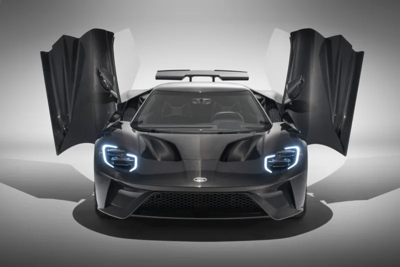 ford od karbonskih vlakana