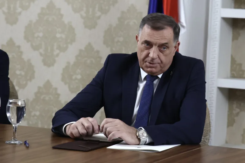 dodik-istocno-sarajevo-23-04-25-11