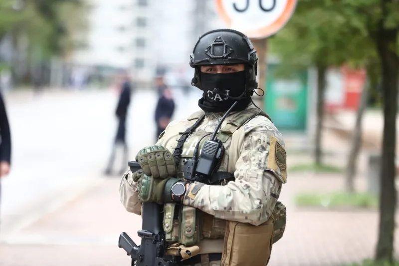 saj-7